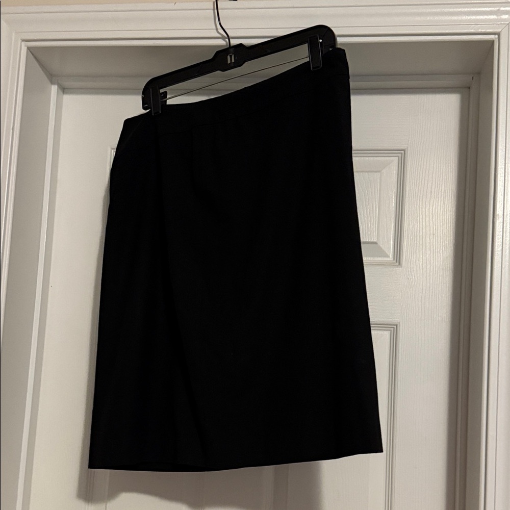 Old Navy Elegant Black Women's Skirt with cute lace up side.